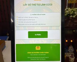 Queue Management Kiosk with Automatic Ticket Dispenser