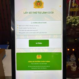 Queue Management Kiosk with Automatic Ticket Dispenser