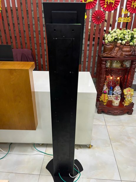 Queue Management Kiosk with Automatic Ticket Dispenser