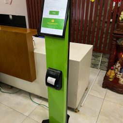 Queue Management Kiosk with Automatic Ticket Dispenser